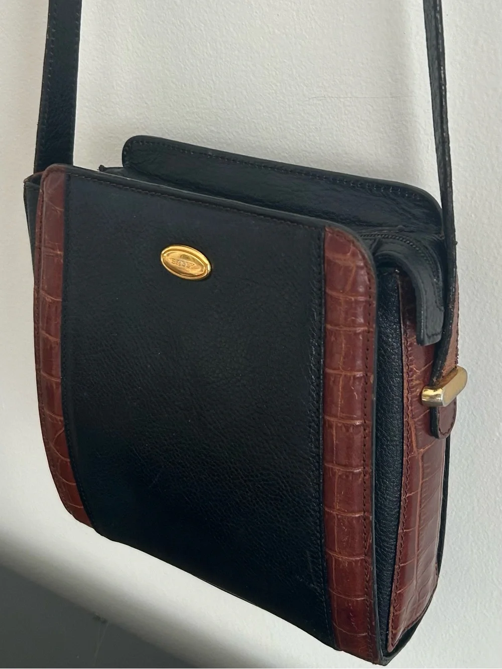 Bally Vintage Leather Crossbody Bag Black Brown Croc Embossed Shoulder Purse